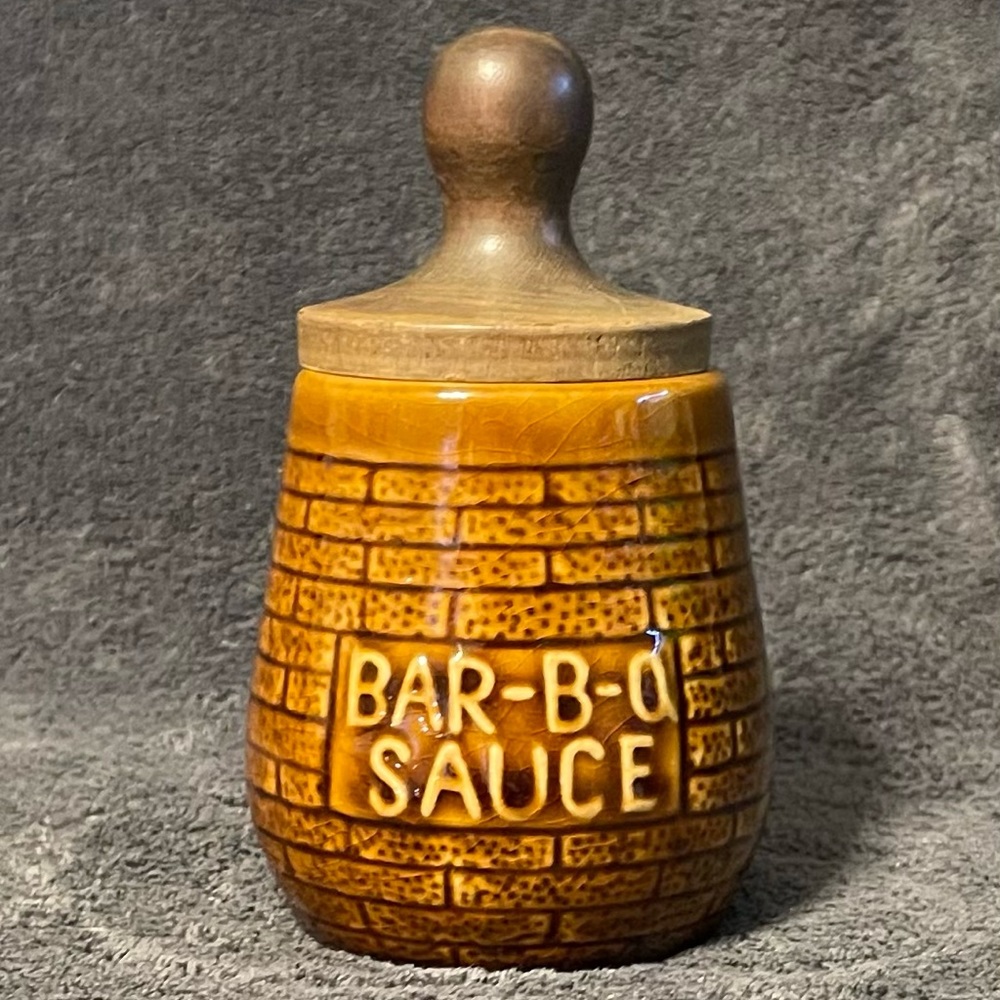 Vintage Bar-B-Q Sauce Condiment Container With Lid and Basting Brush.